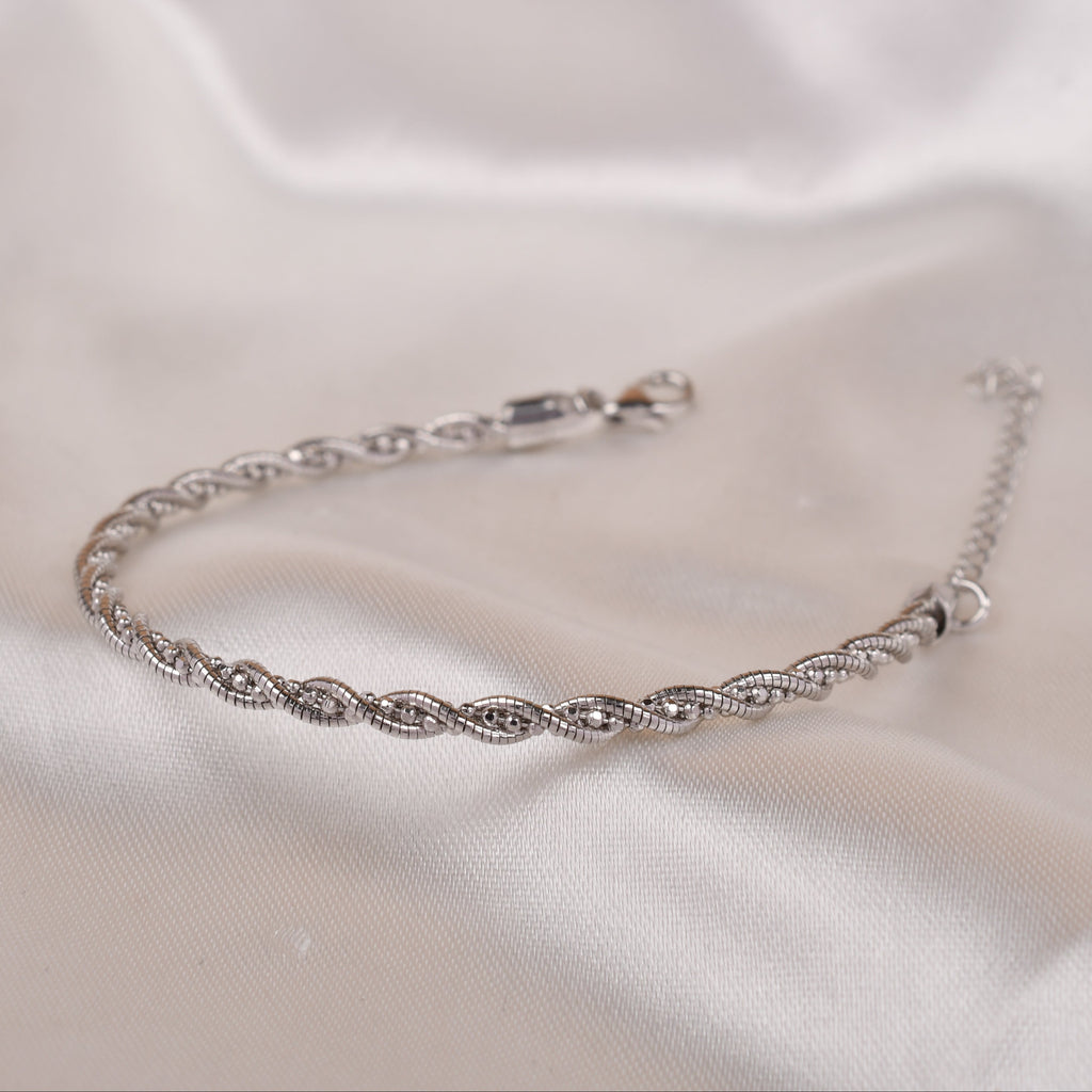 Classic Silver Twist Bracelet