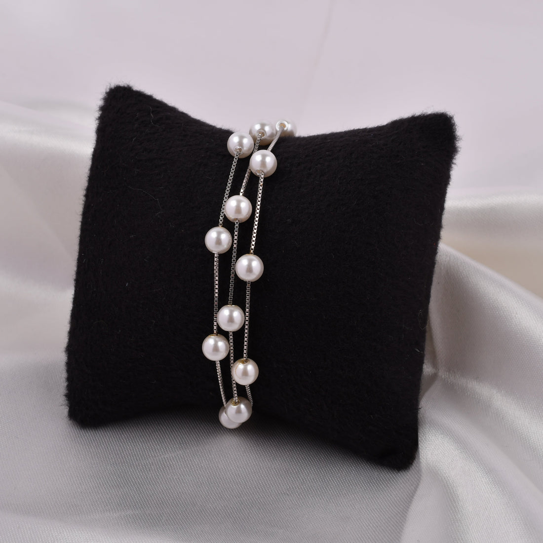 Triple Line Pearl Bracelet