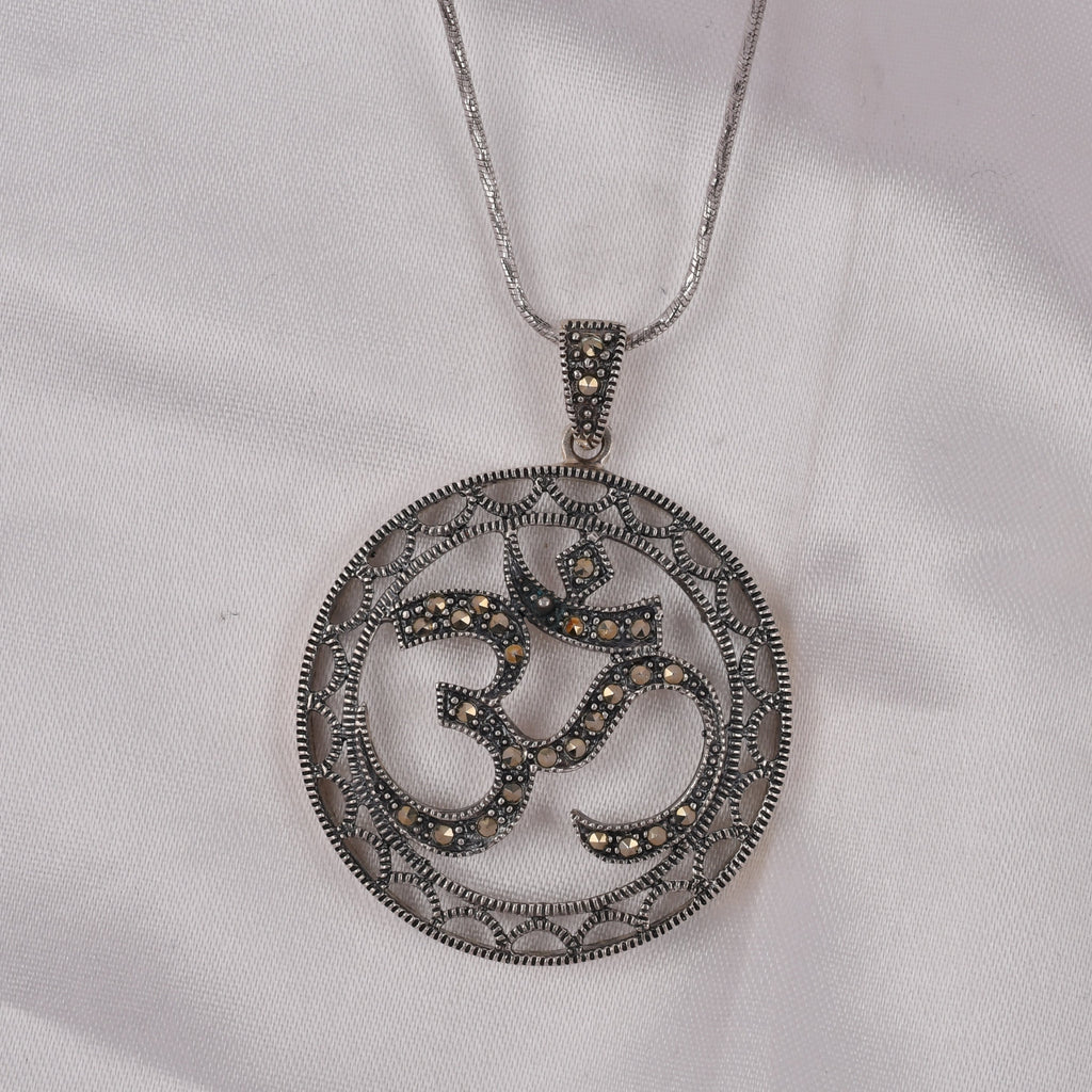 Om 925 Silver Pendant