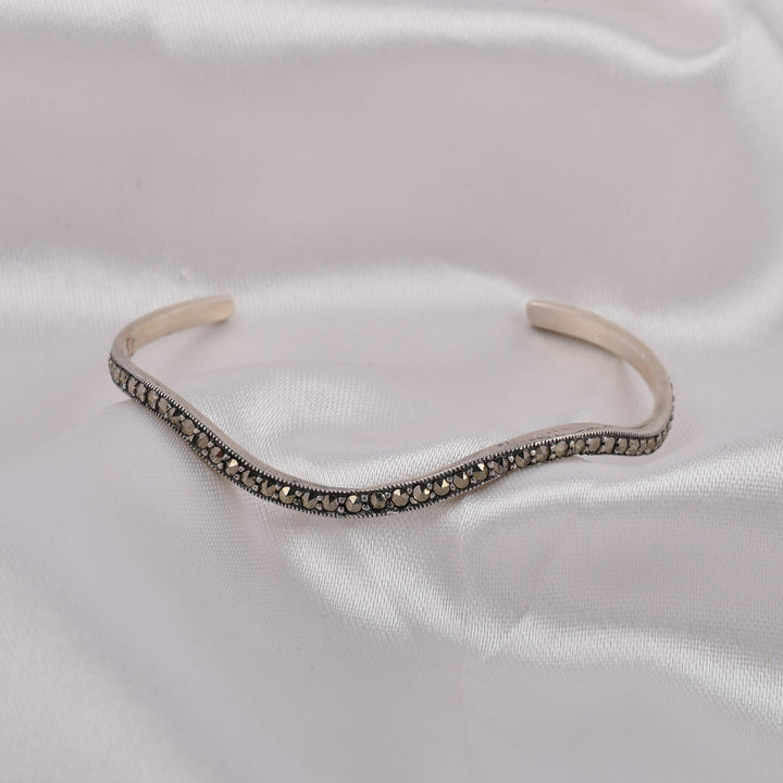 Wave Line Silver Cuff