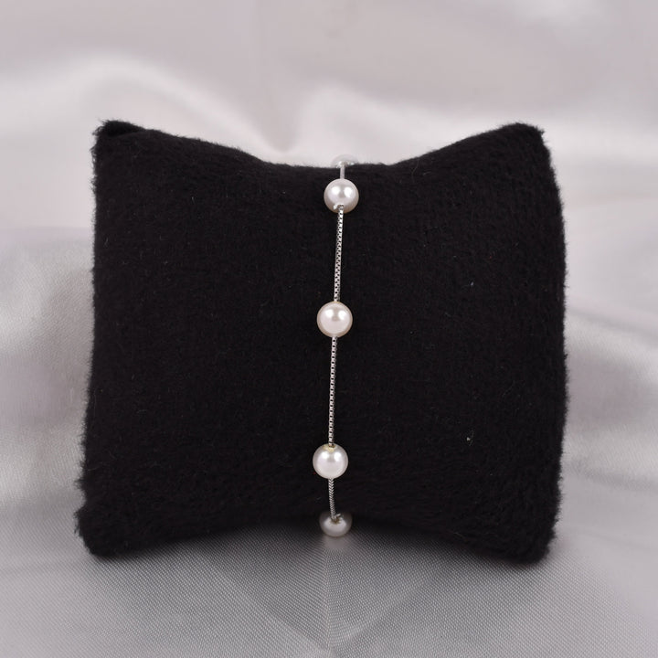 Single Line Pearl Bracelet