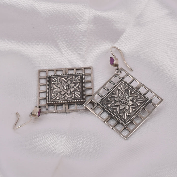 Classic Floral Grid Earrings