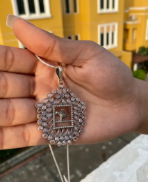 Jharokha Bird Pendant