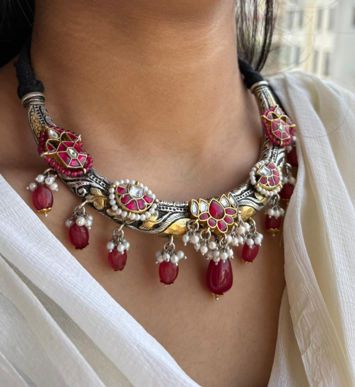 Moissanite Ruby Hasli