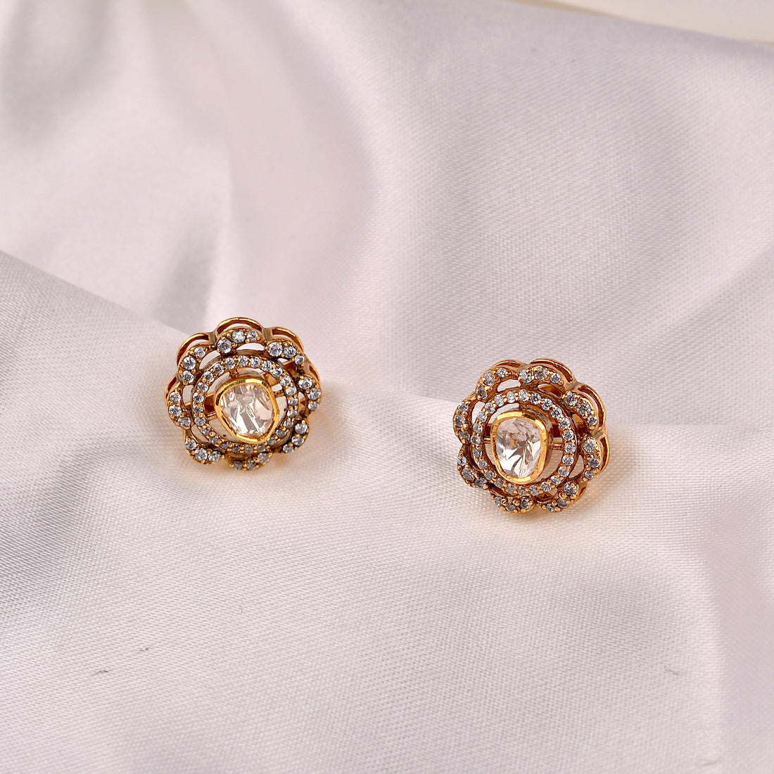 Layered Halo Studs