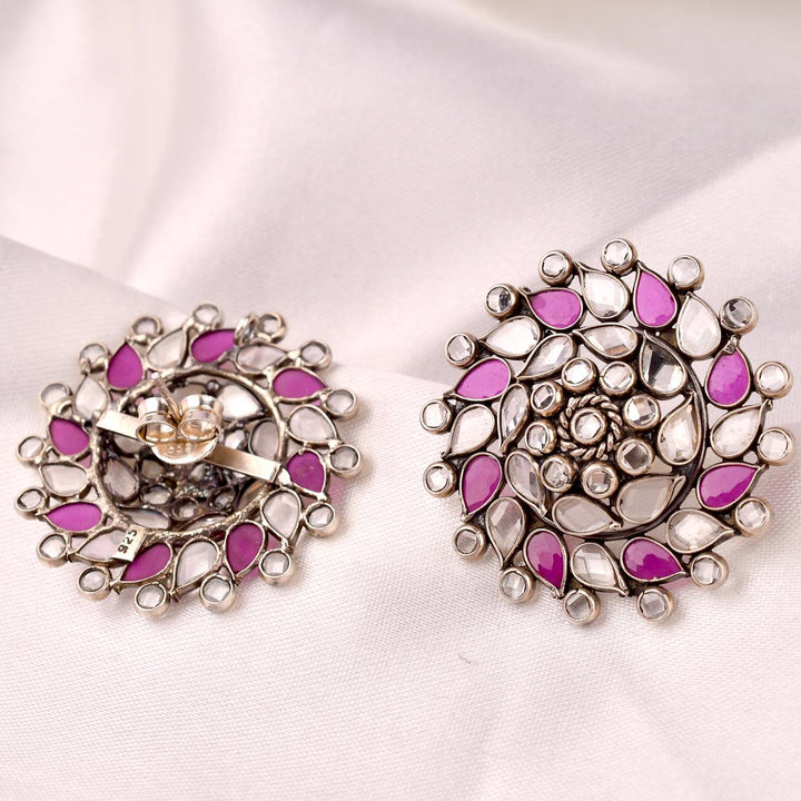 Riwaayat Statement Studs