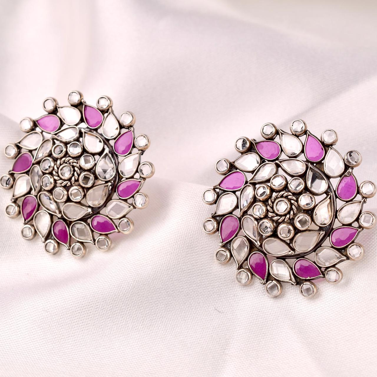 Riwaayat Statement Studs