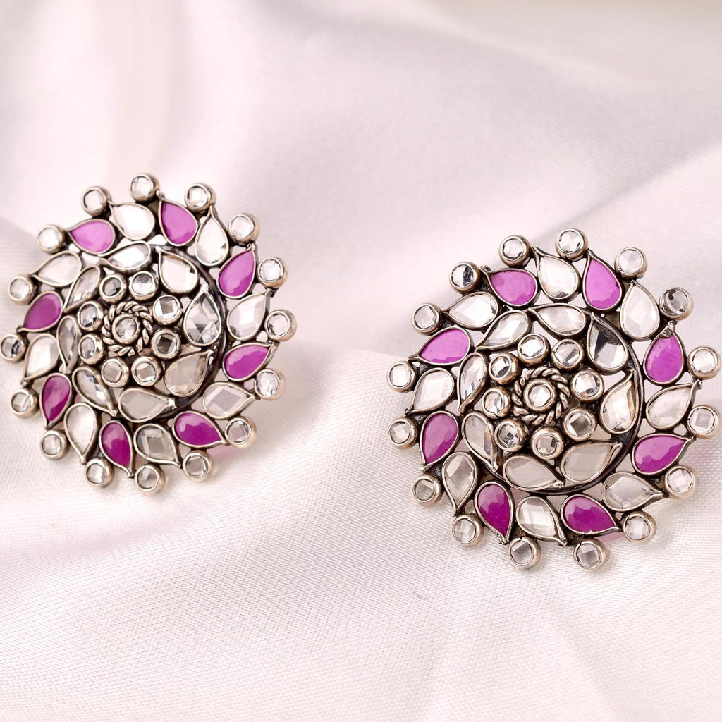 Riwaayat Statement Studs