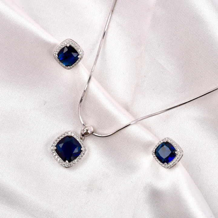 Midnight Square Pendant Set