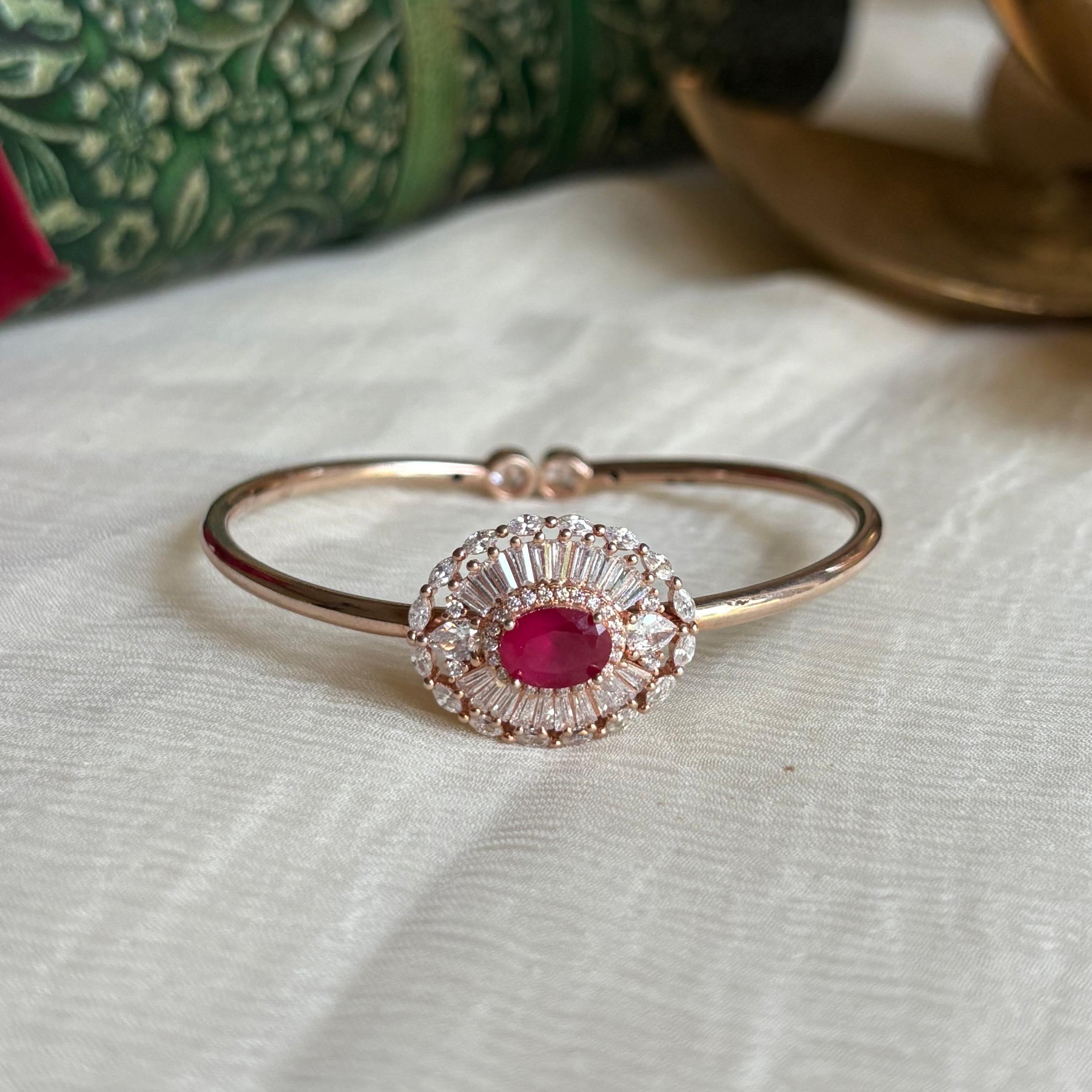 Oval Halo Silver Kada
