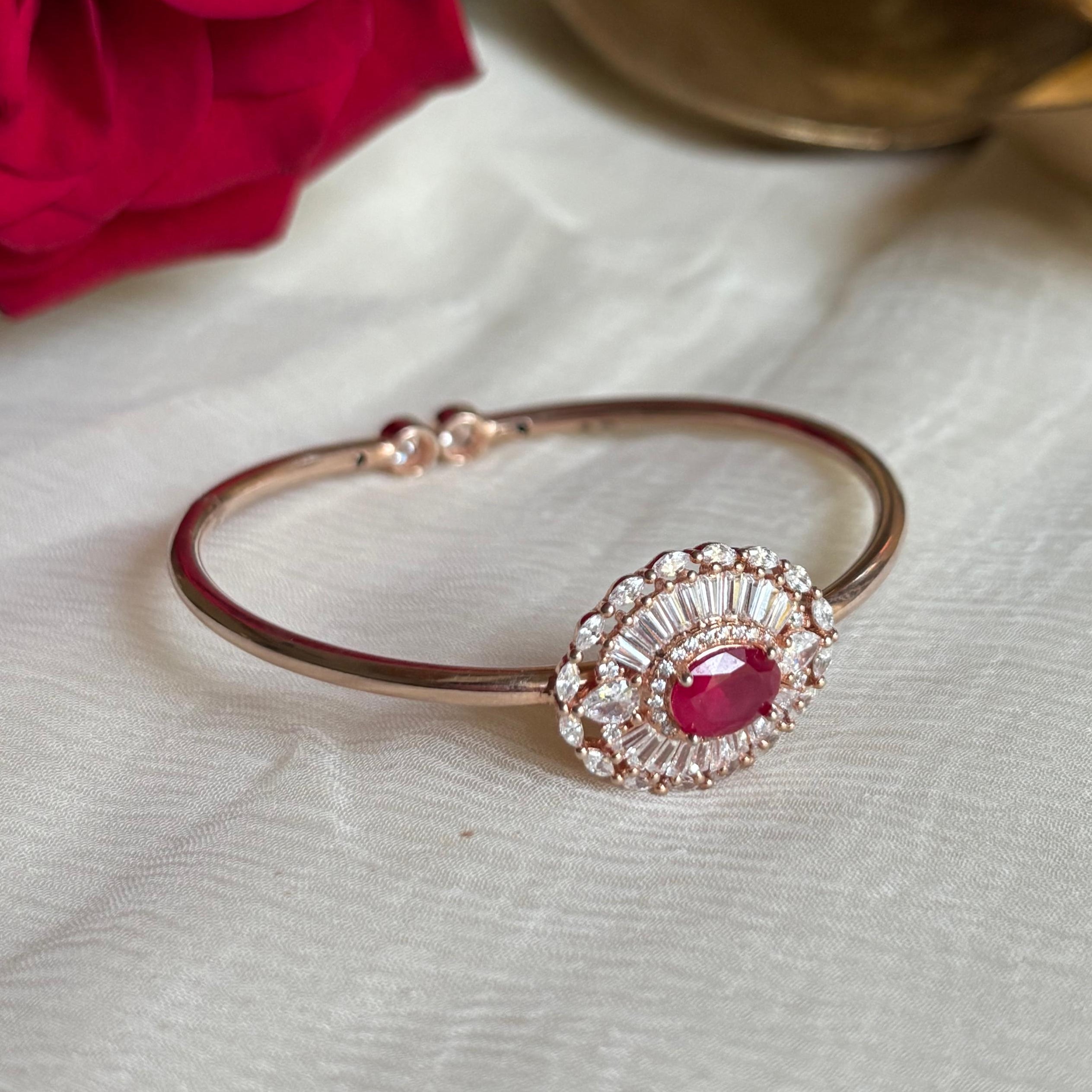 Oval Halo Silver Kada